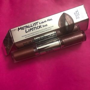 Touch In Sol Metallist Liquid Foil Lipstick Duo